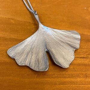 Stunning pewter ginkgo leaf pendant and necklace — artisanal